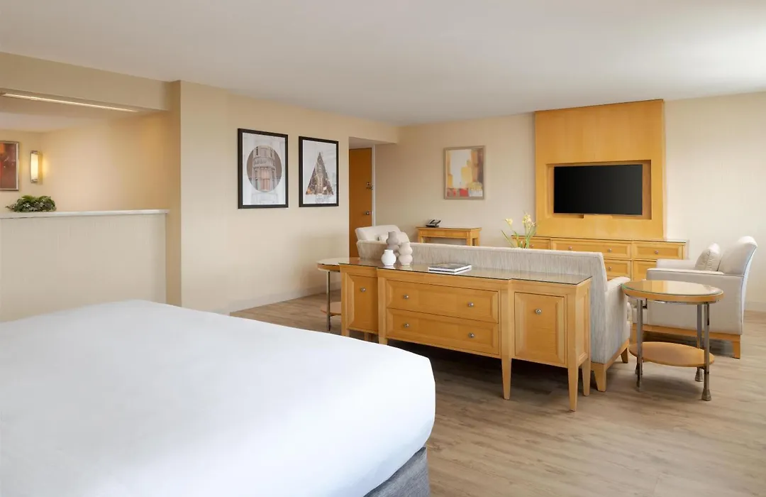 Hilton San Francisco Airport Bayfront - No Resort Fee-1