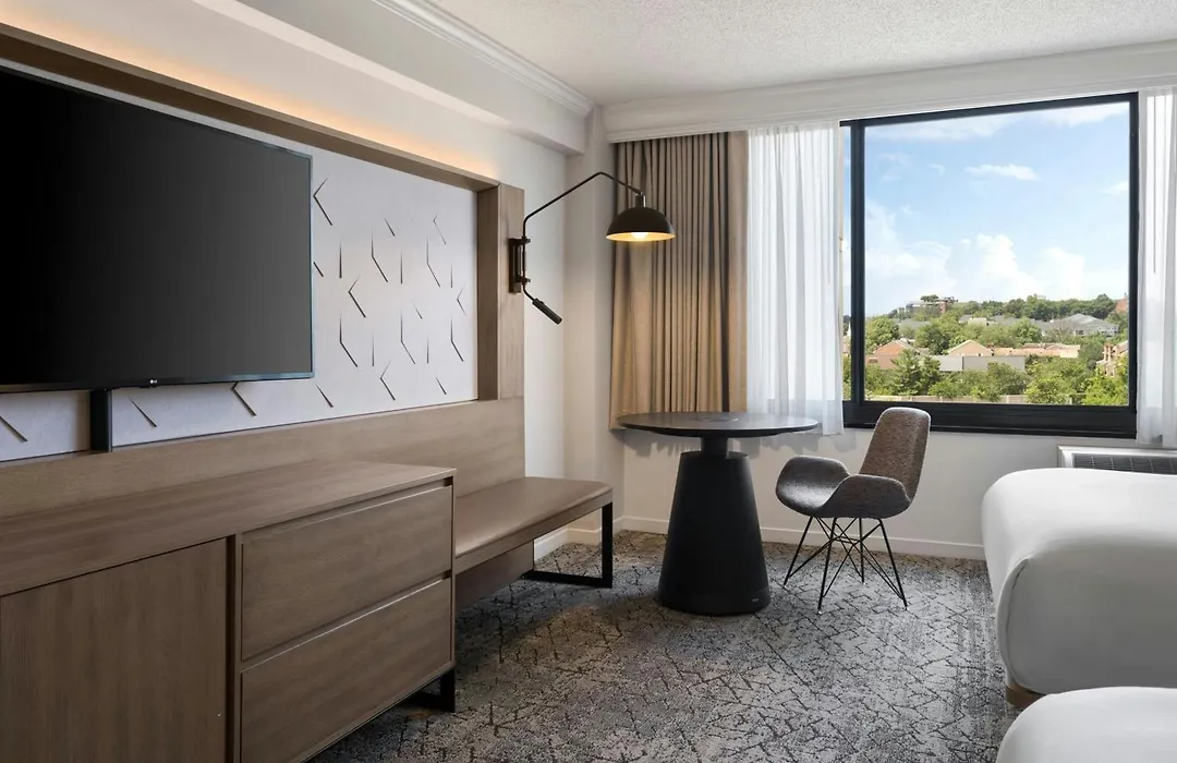 Sheraton Pentagon City-1