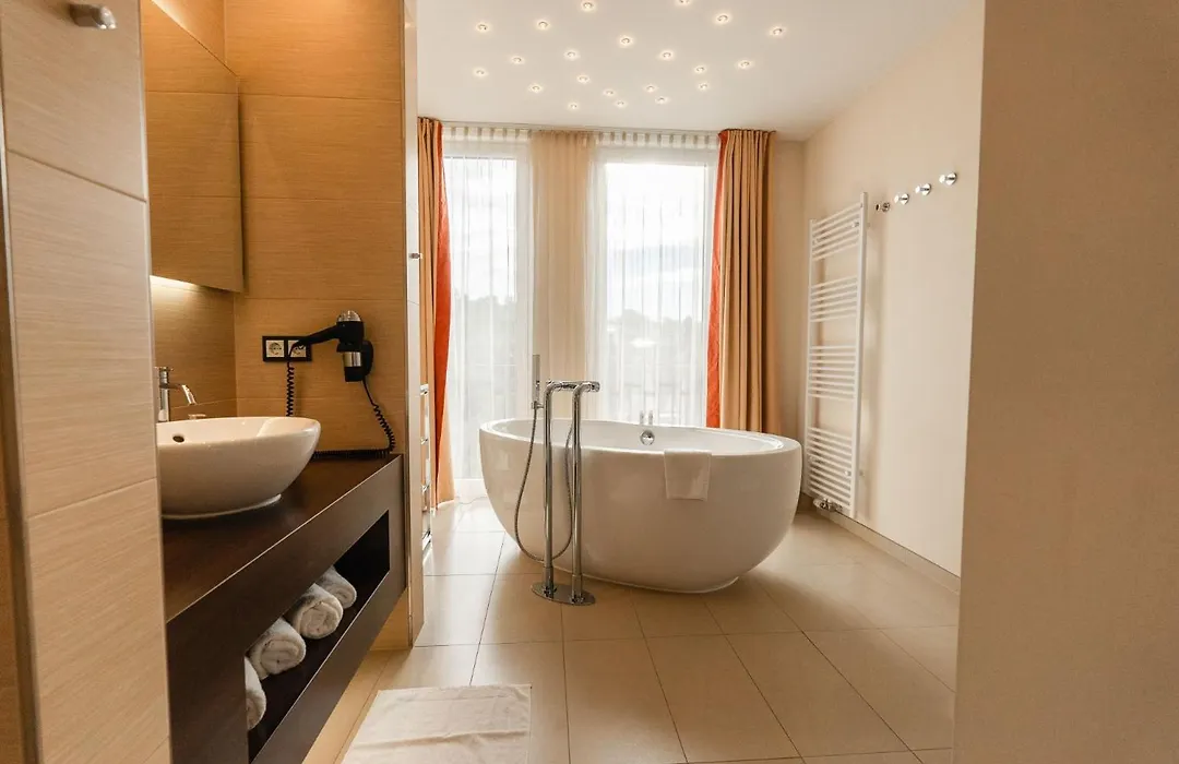 Diedrich Wellnesshotel & Spa - Adults Only-1