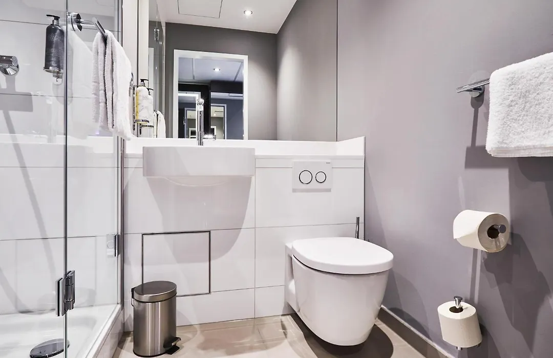 Premier Inn Koeln City Mediapark-1
