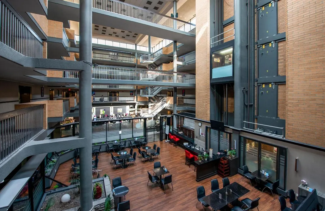 Coast Calgary University Area Hotel By Apa-1