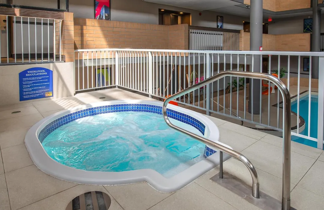 Coast Calgary University Area Hotel By Apa-1