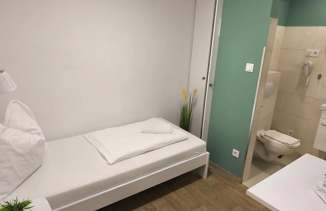 Hotel Karin-1