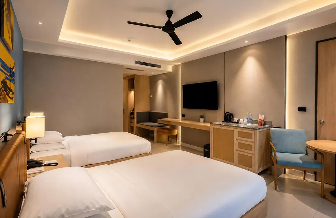Holiday Ao Nang Beach Resort, Krabi-1