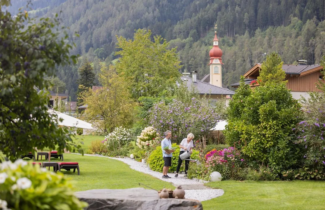 Familien-&Vitalhotel Auenhof-1