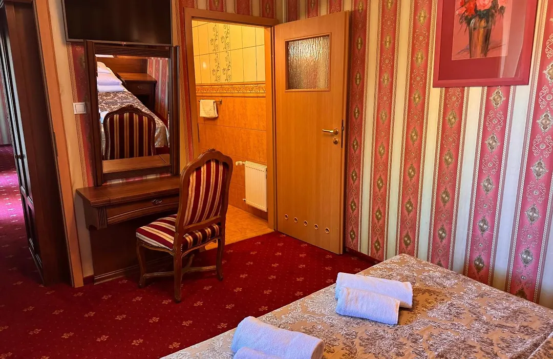 Hotel Boncza-1