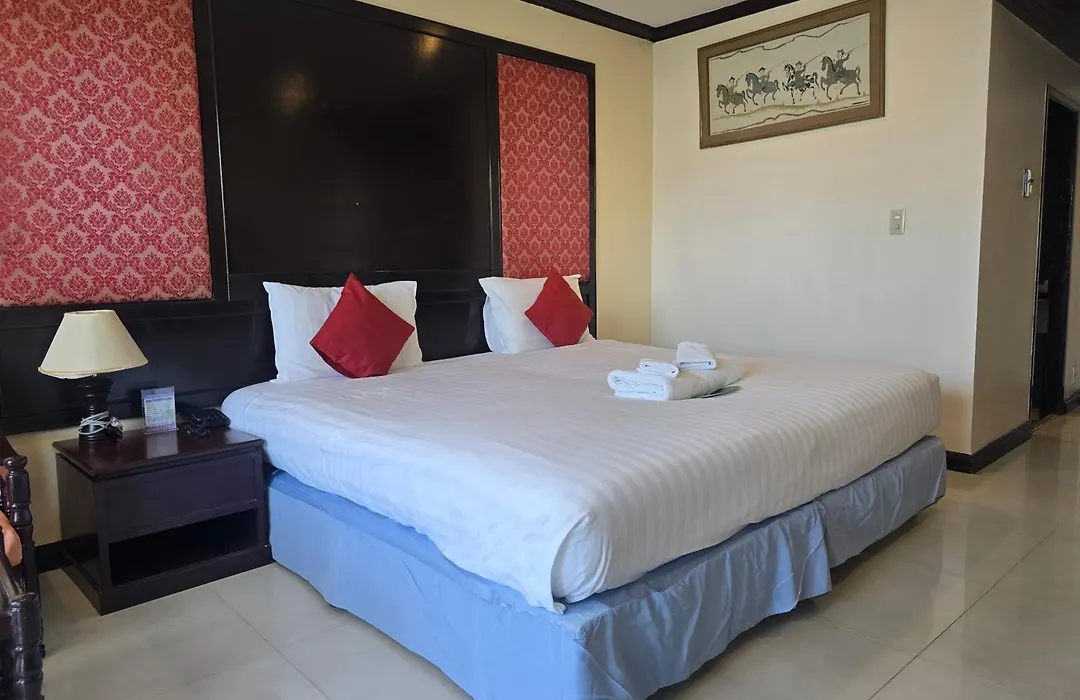 Mike Beach Resort-1