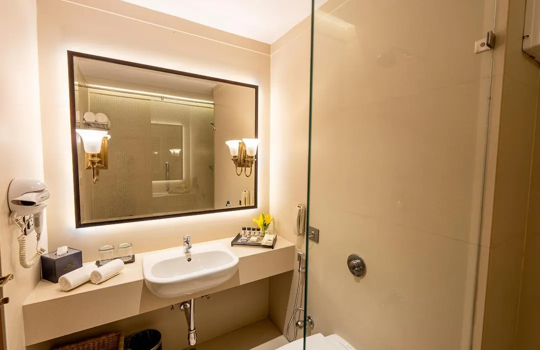 Kk Royal Hotel & Convention Centre-1