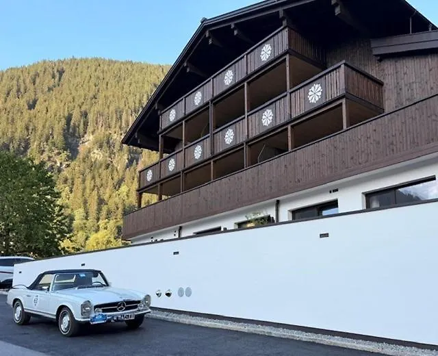 Aparthotel Saladina-1