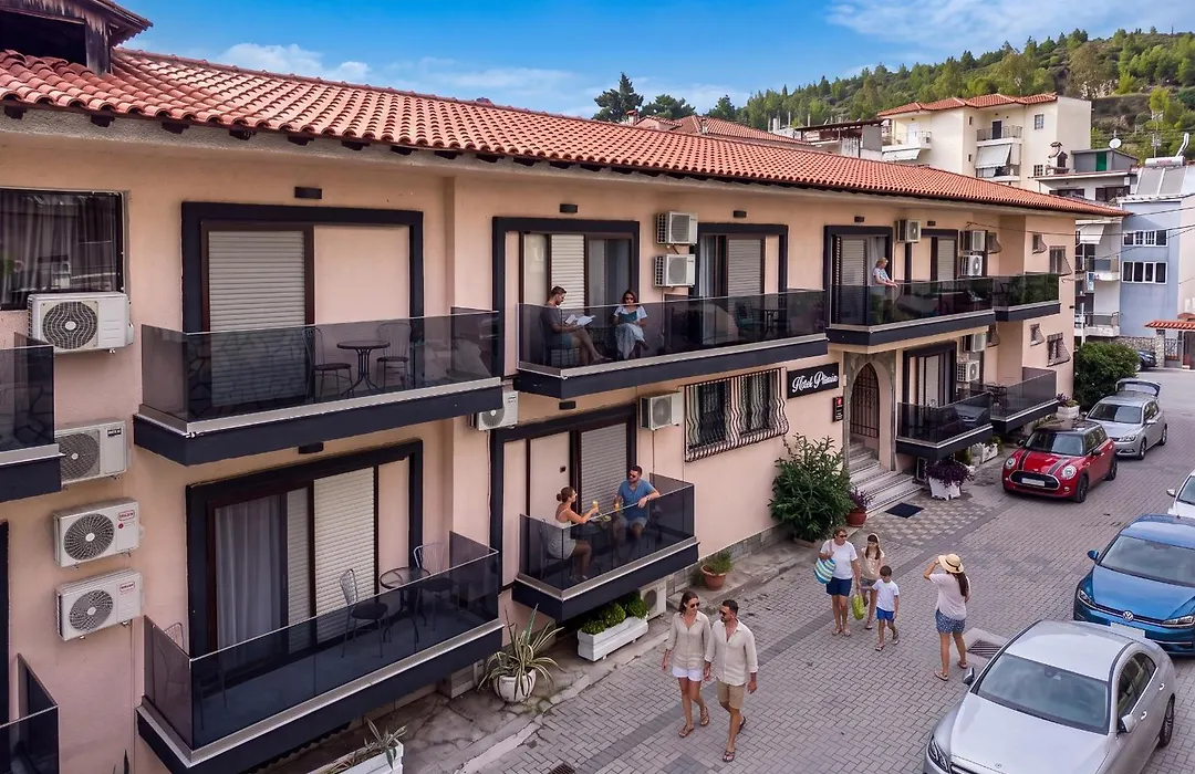 Hotel Petunia-1