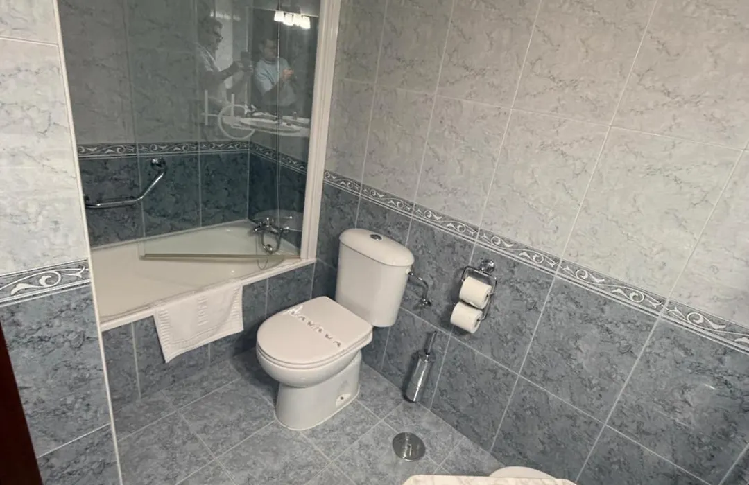 Hotel Gijon-1