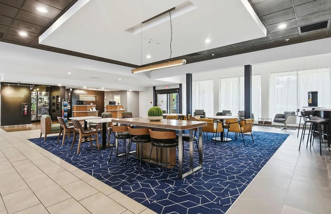 Courtyard By Marriott Columbus-1