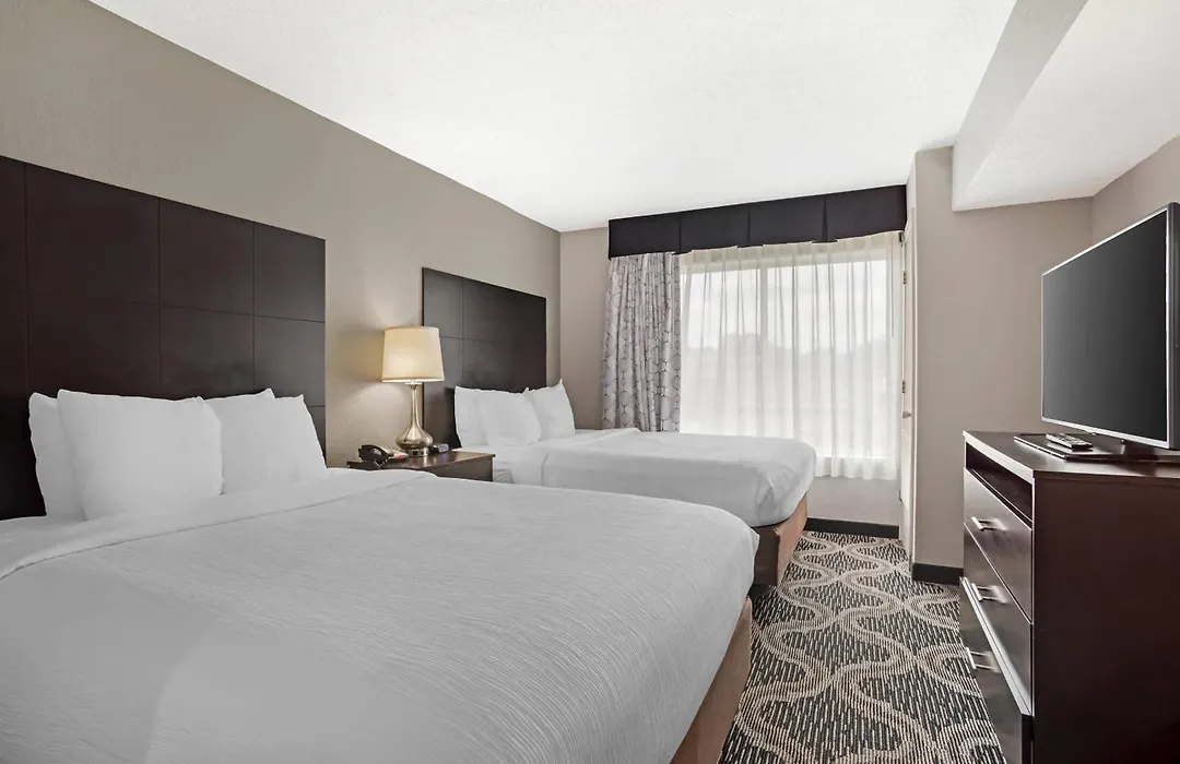 Quality Suites Pineville - Charlotte-1