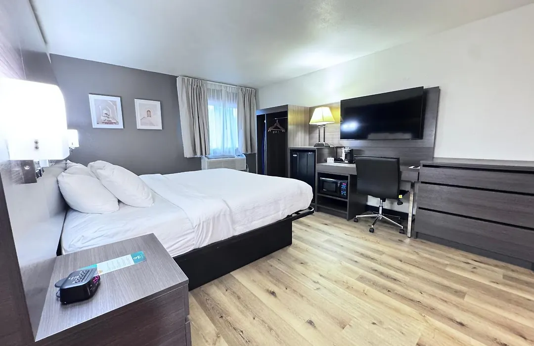 Quality Inn Spearfish I-90-1