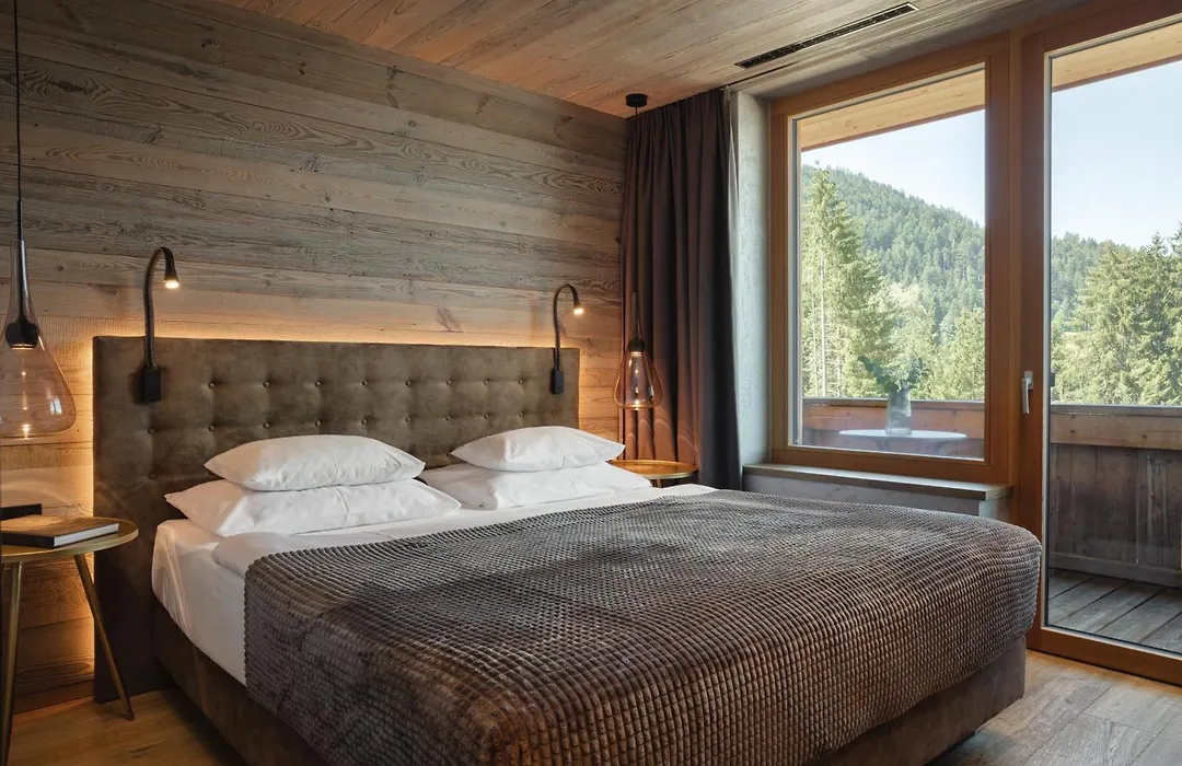 Alpenhotel Kitzbuehel Am Schwarzsee-1