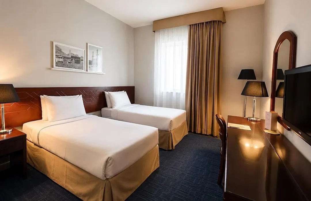 Makarem Al Bait Al Azizia Hotel-1