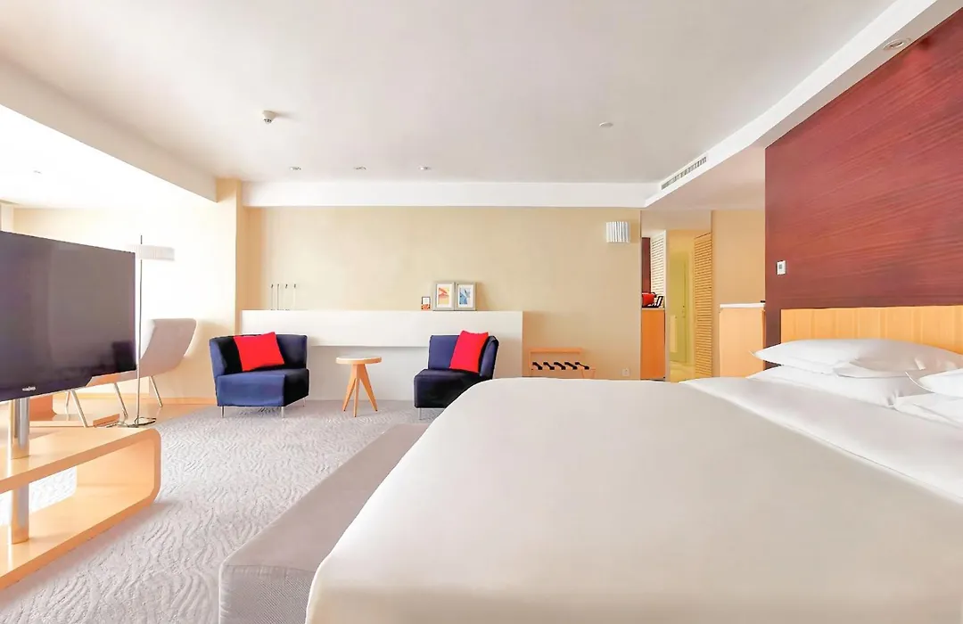 Crowne Plaza Zhuhai City Center By Ihg-1