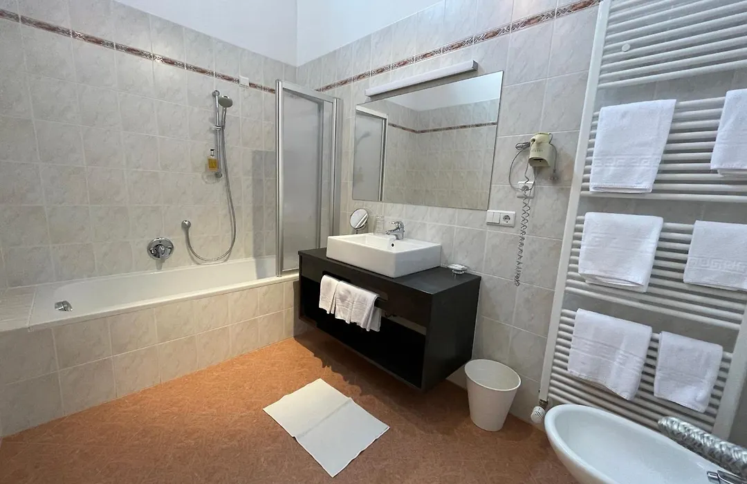 Hotel Stocker-1