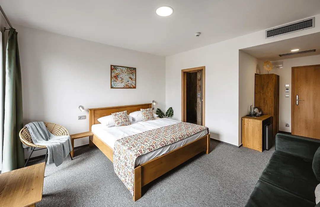 Hotel Frydl-1