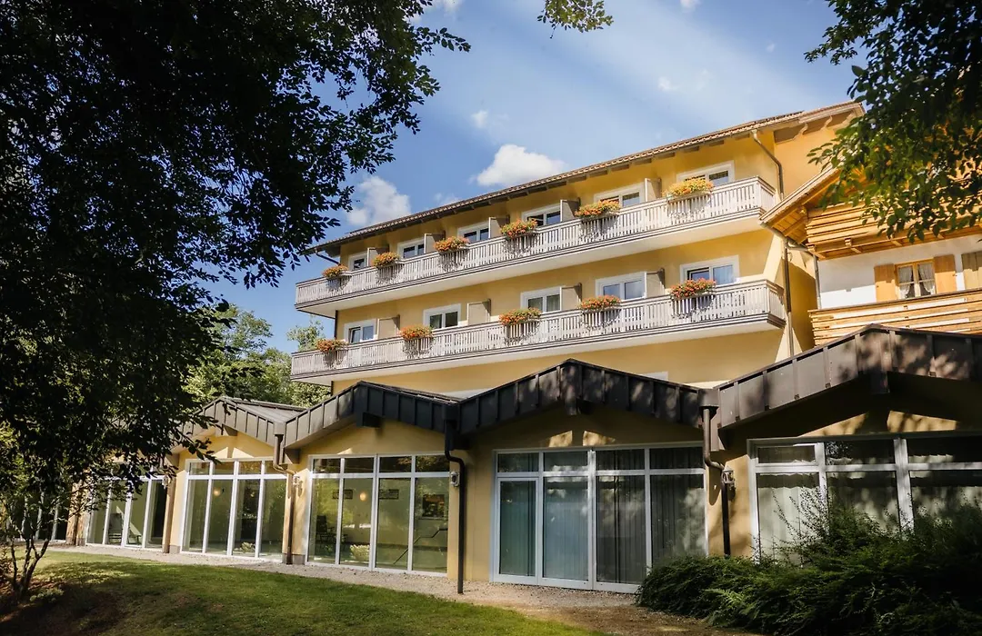 Der Glaserhof - Waldzeithotel-1