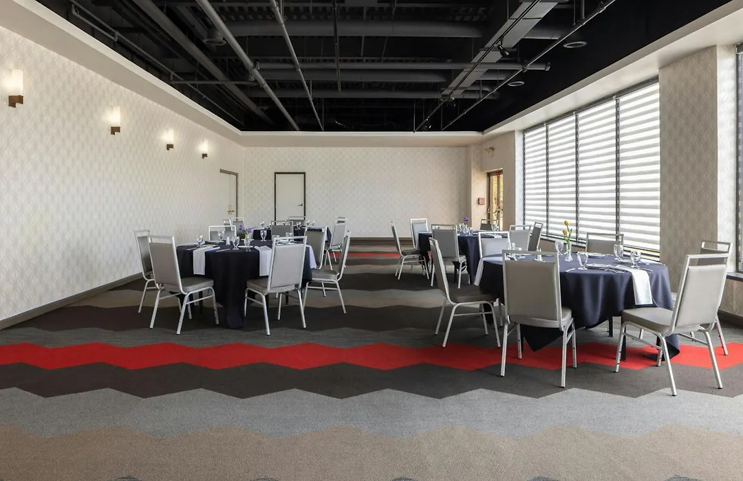Four Points By Sheraton Detroit Novi-1