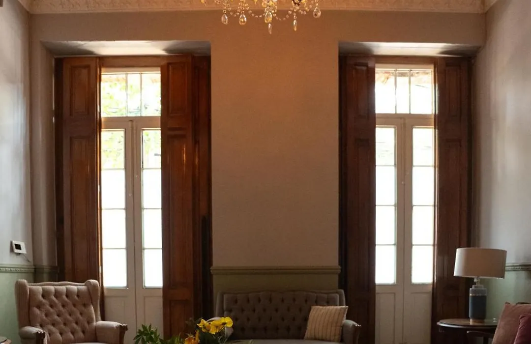 El Patio 77 B&B-1