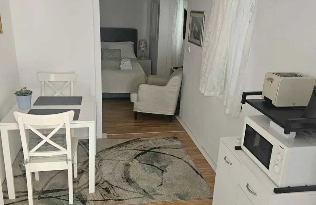 Guest Accommodation Sveti Jakov-1