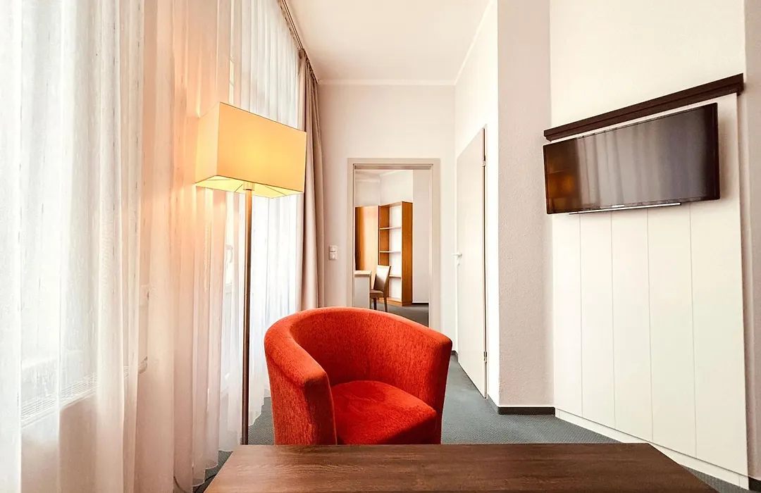 Strandhotel Graal-Müritz-1
