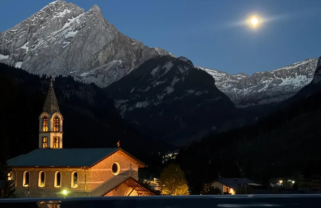 Hotel Cesa Tyrol-1