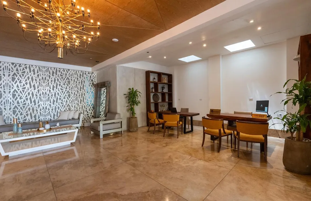 Ghl Arsenal Hotel-1