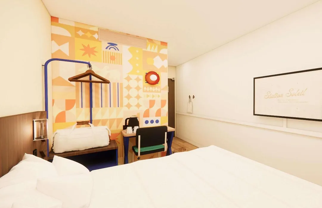 Ibis Styles Lyon Gerland-1