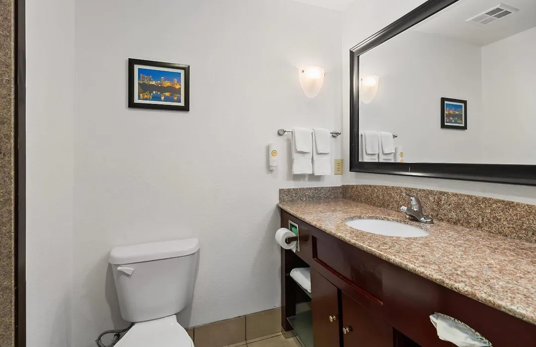 Comfort Suites Lake Worth-1