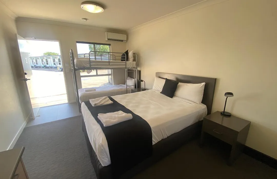 Dooley'S Tavern & Motel Springsure-1