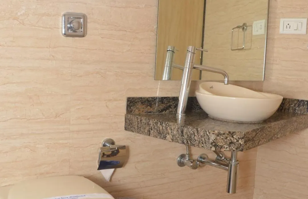 Hotel Ashray International, Sion - Near Bkc-1