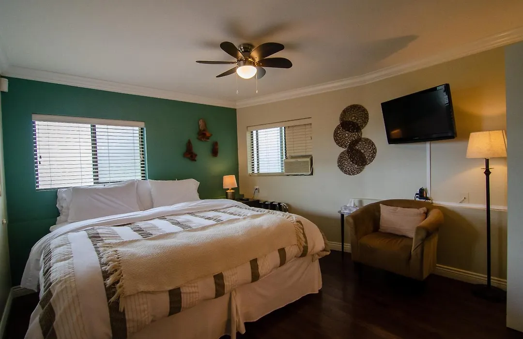 The Fraser River'S Edge B&B Lodge-1