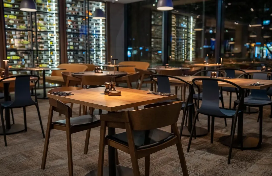 Q Hotel Plus Wroclaw-1