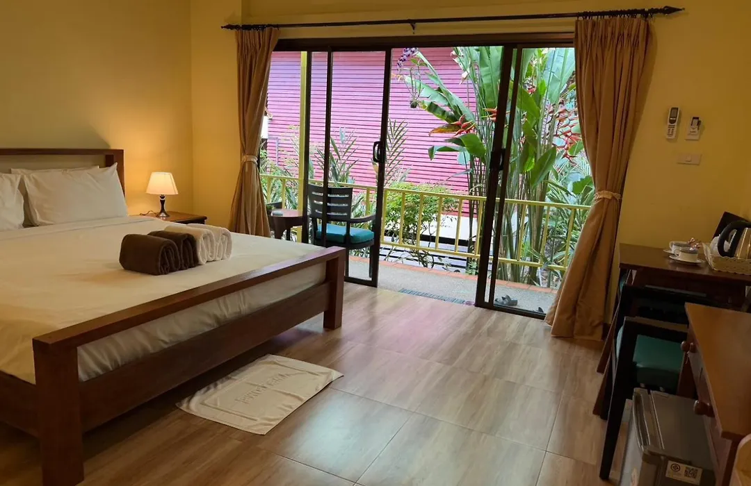 Chaweng Bliss Bungalow-1