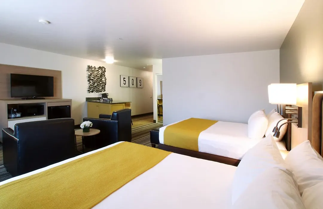 Oxford Suites Spokane Valley-1
