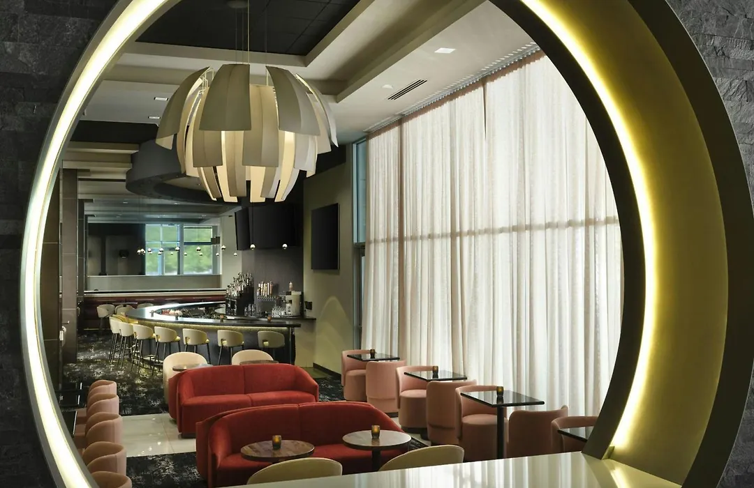 The Davenport Grand, Autograph Collection-1