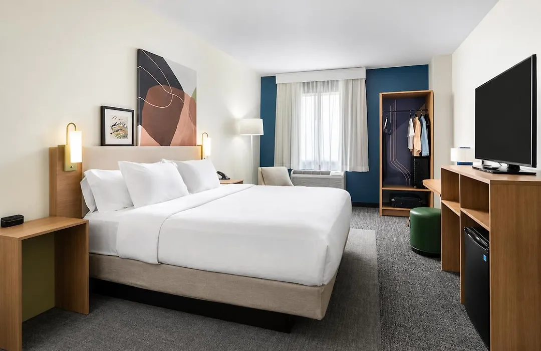 Spark By Hilton Sellersburg-1