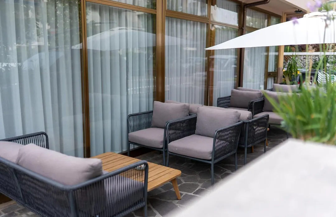 Hotel Villa Itala-1