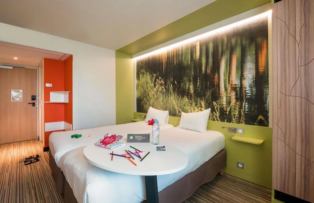 Ibis Styles Toulouse Labège-1