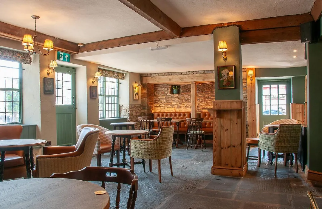 George Inn, Mere-1