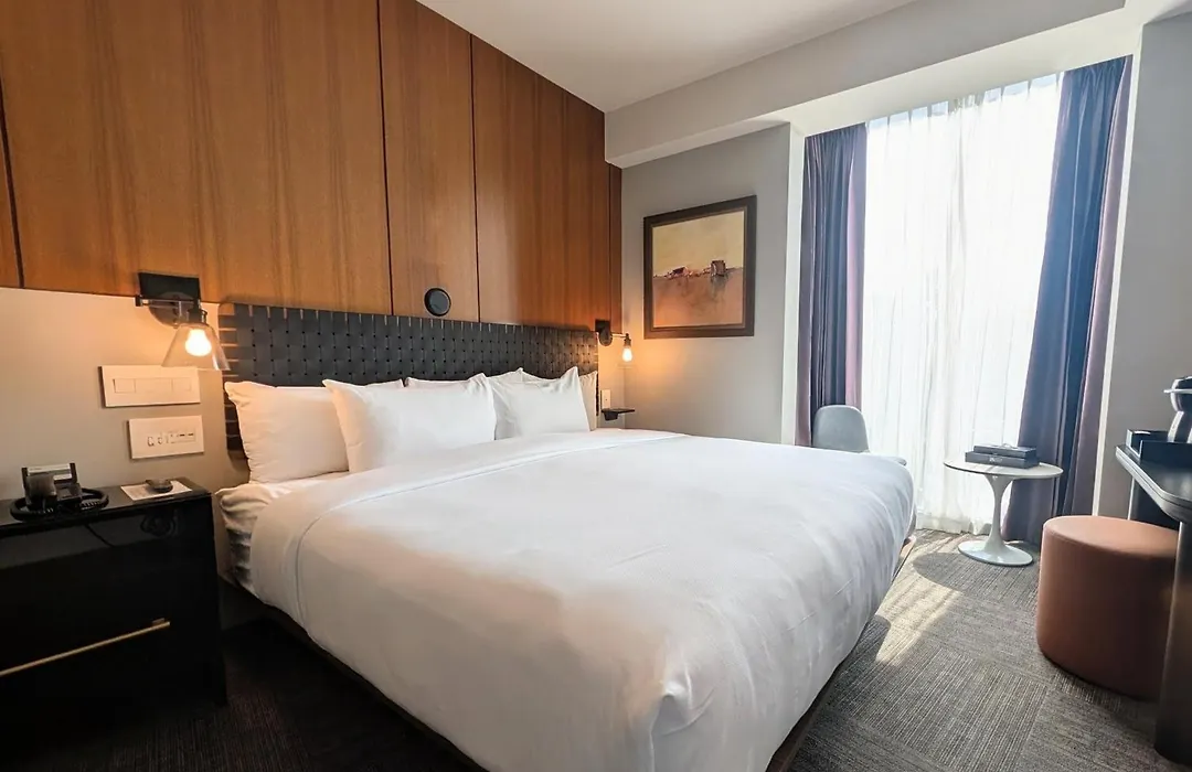 Porter Square Hotel-1