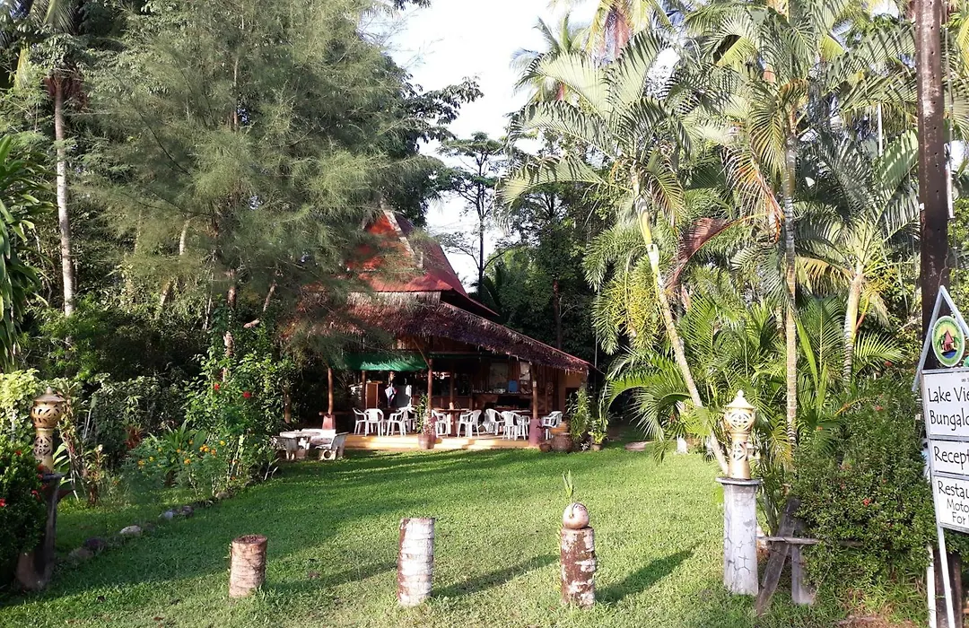 Lake View Bungalows-1