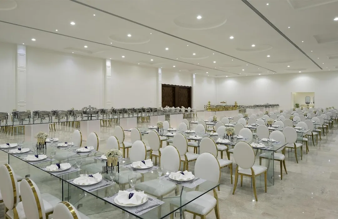Radisson Blu Hotel, Buraidah-1