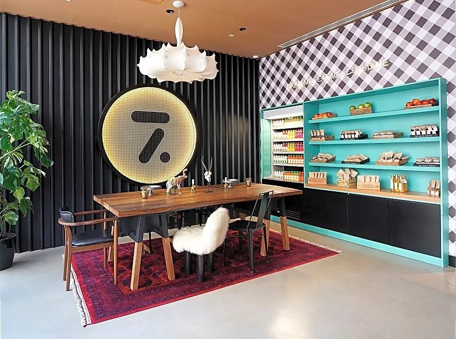 Cloud7 Hotel-1