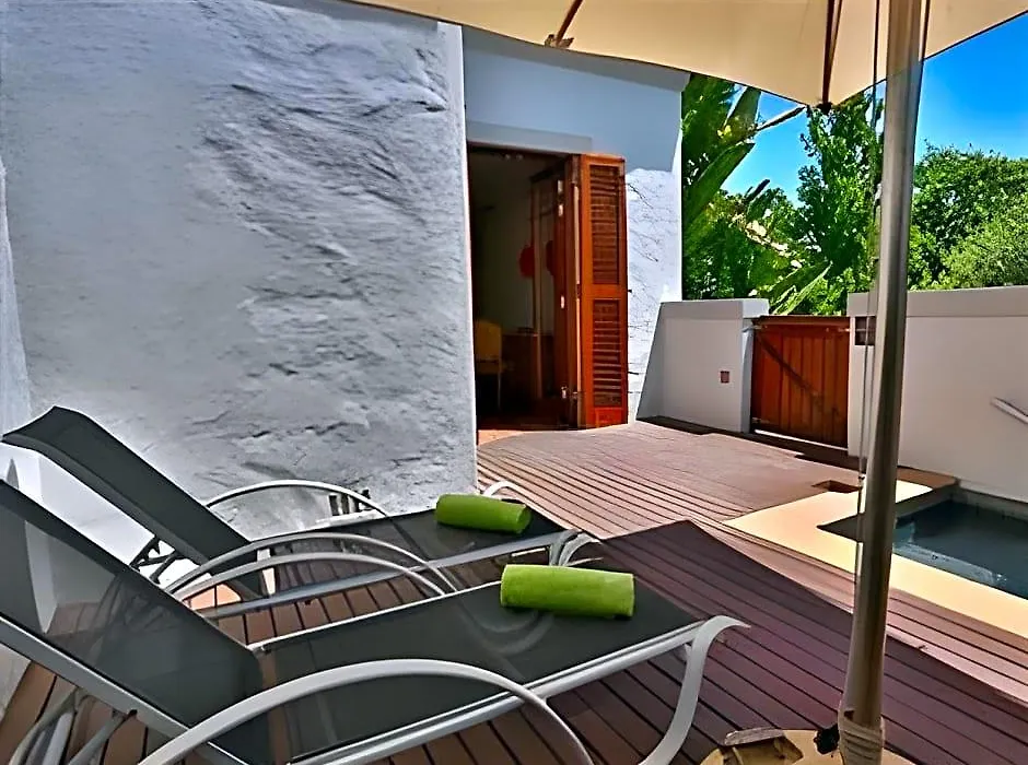 Lavenir Country Lodge-1