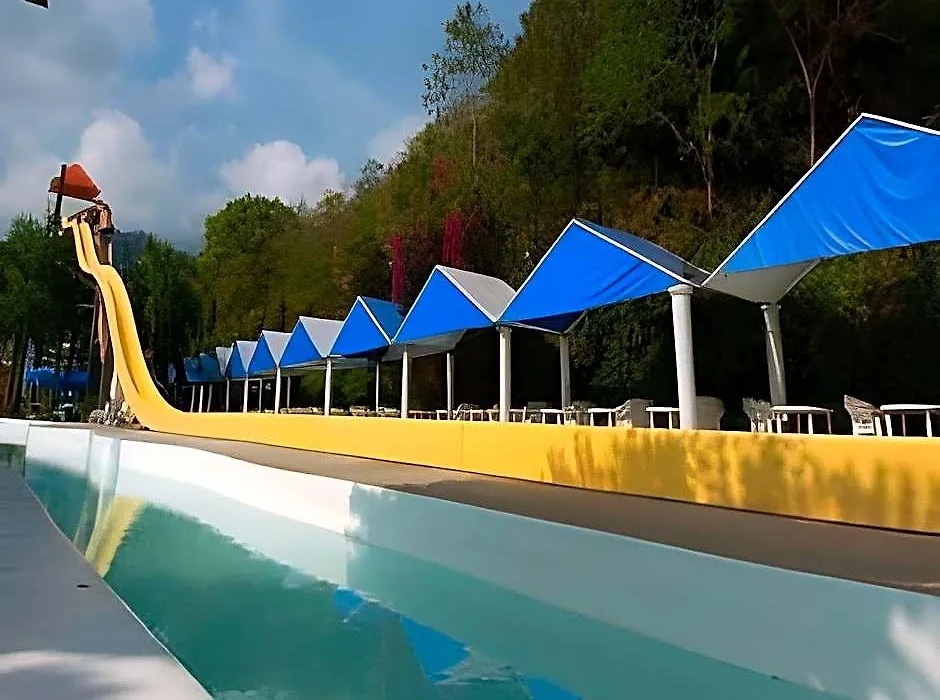 Splash Mountain Resort & Hotel-1