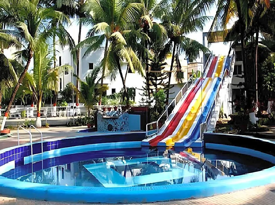 Coconut Ivy Resort-1